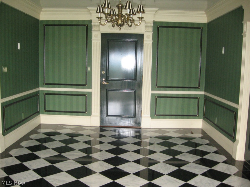 One Bratenahl Place Condo - Residential