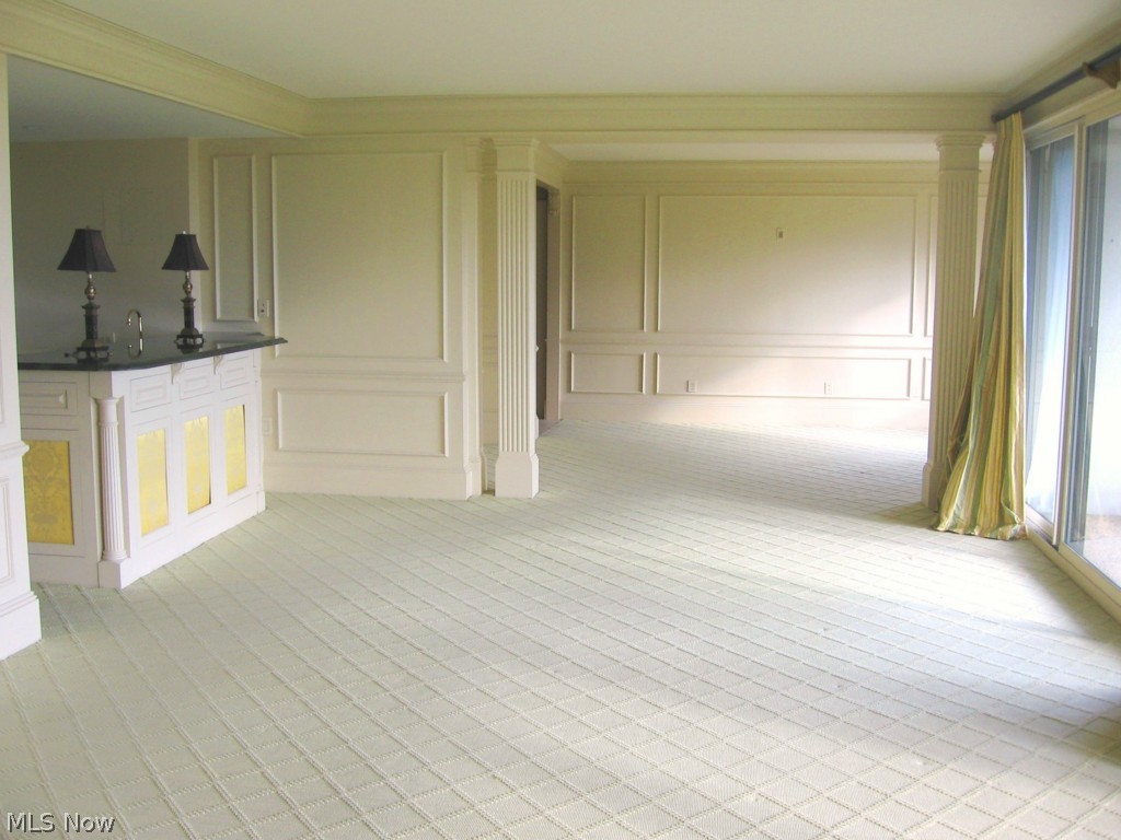 One Bratenahl Place Condo - Residential