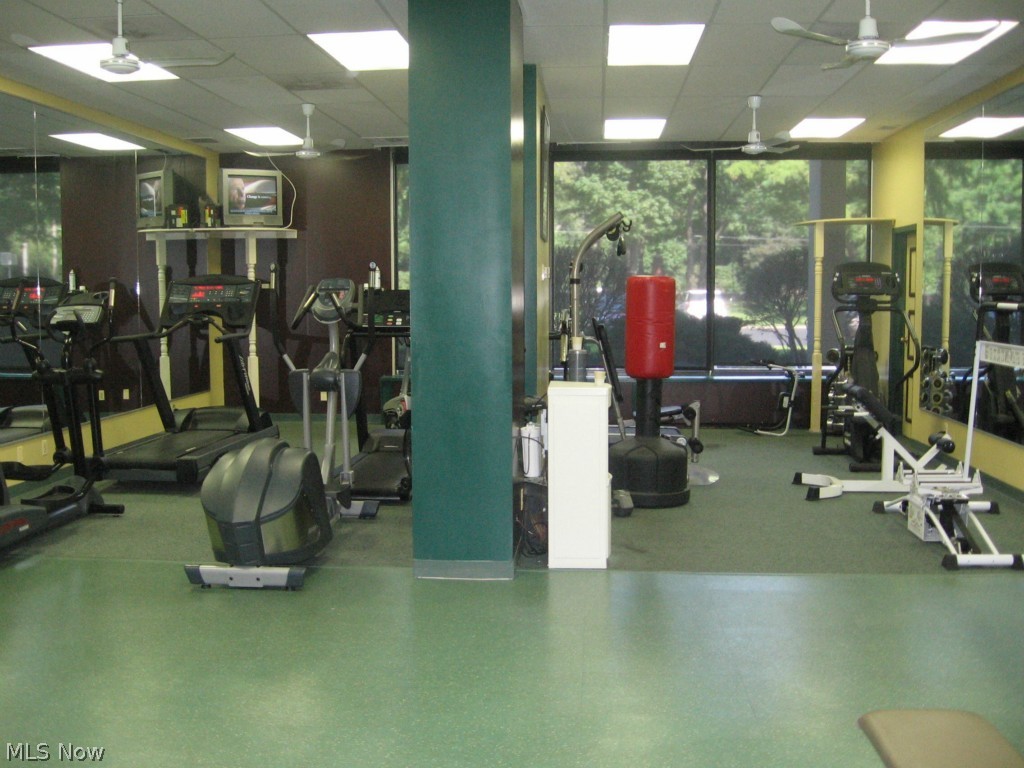 One Bratenahl Place Condo - Residential