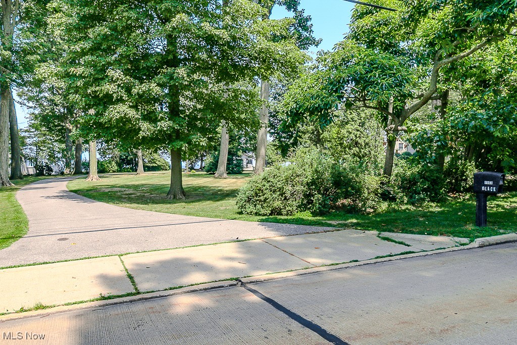 City/Mentor/Lk 16 - Residential