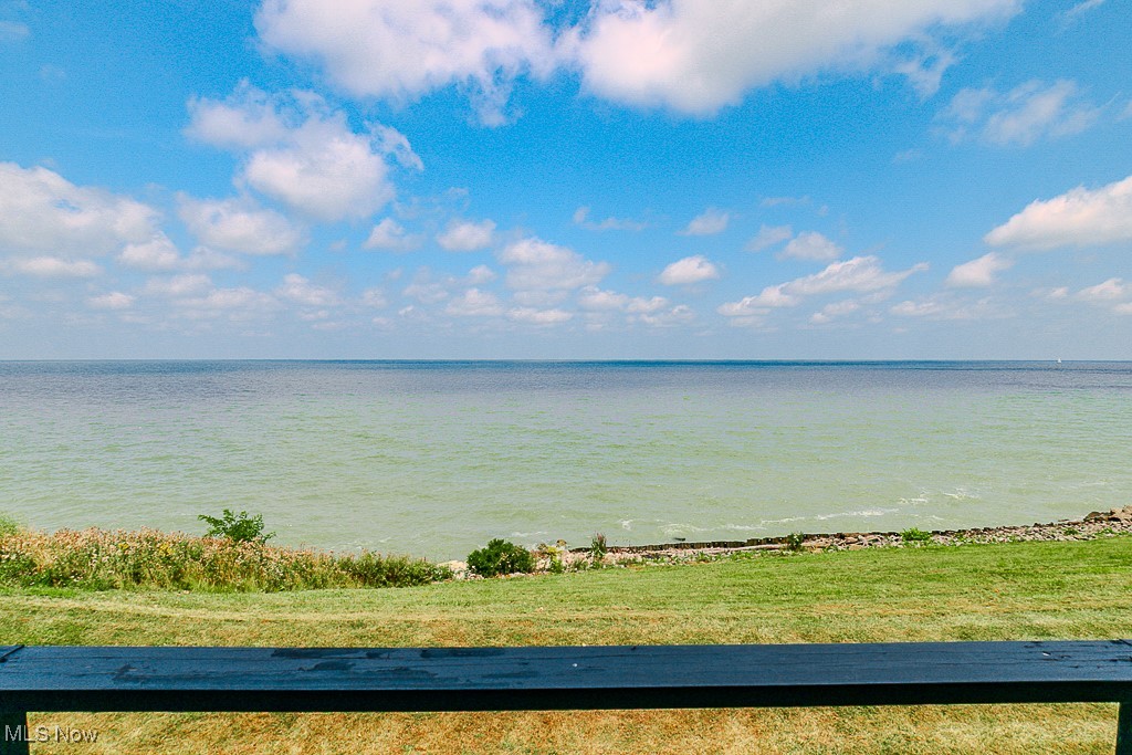 City/Mentor/Lk 16 - Residential