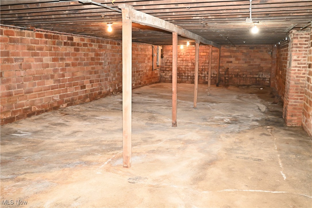 V D Emmons Trustee Allotment - Commercial Sale