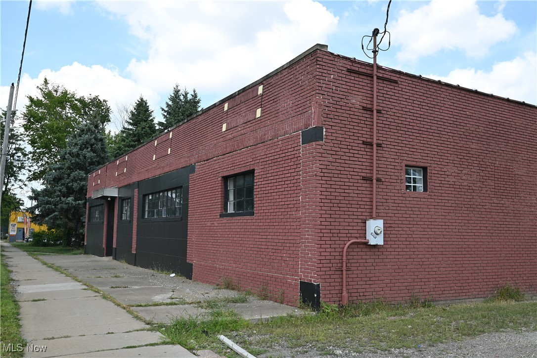 V D Emmons Trustee Allotment - Commercial Sale