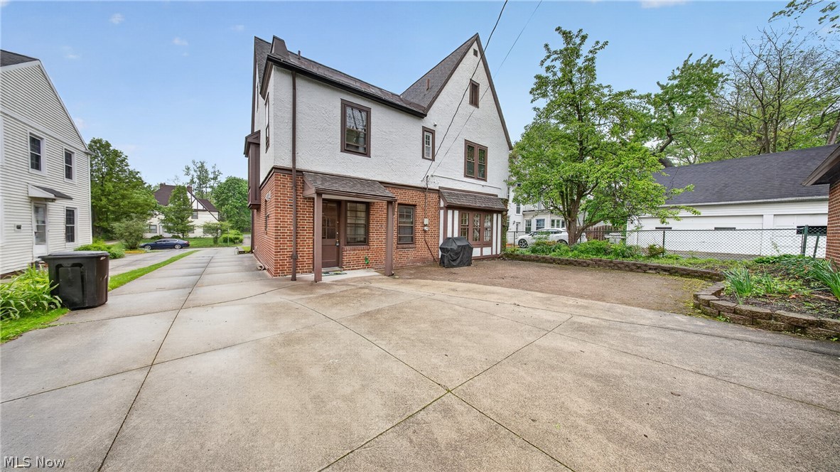 Van Sweringen Cos 16 - Residential