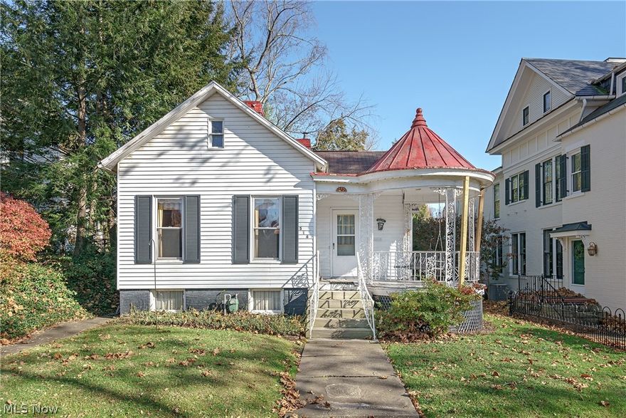 Very unique opportunity providing single floor living with ample off-street parking in the heart of downtown Marietta's historic district. Charming 19th Century residence with 9ft ceilings and original heart pine floors intact.
