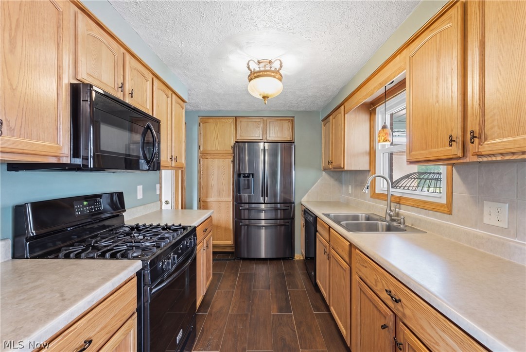 Tusclaw Heights - Residential