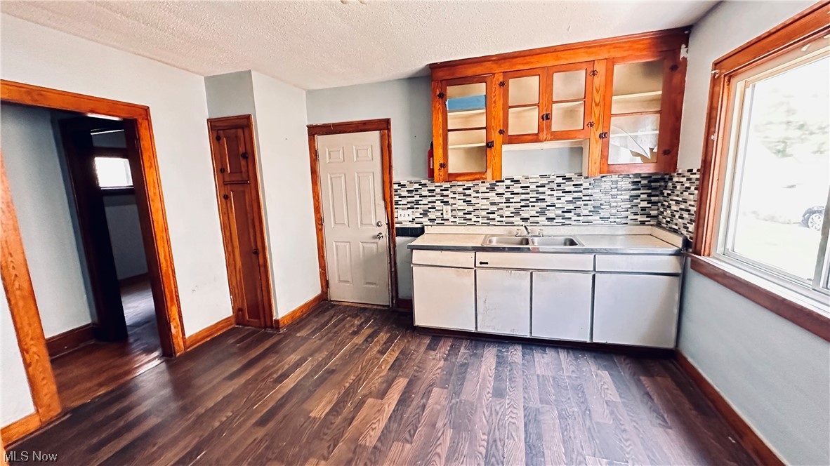 Walworth - Residential Income