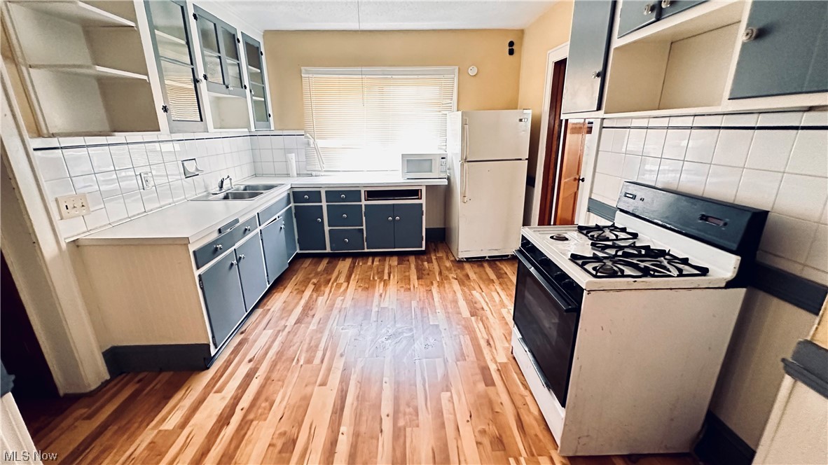 Walworth - Residential Income