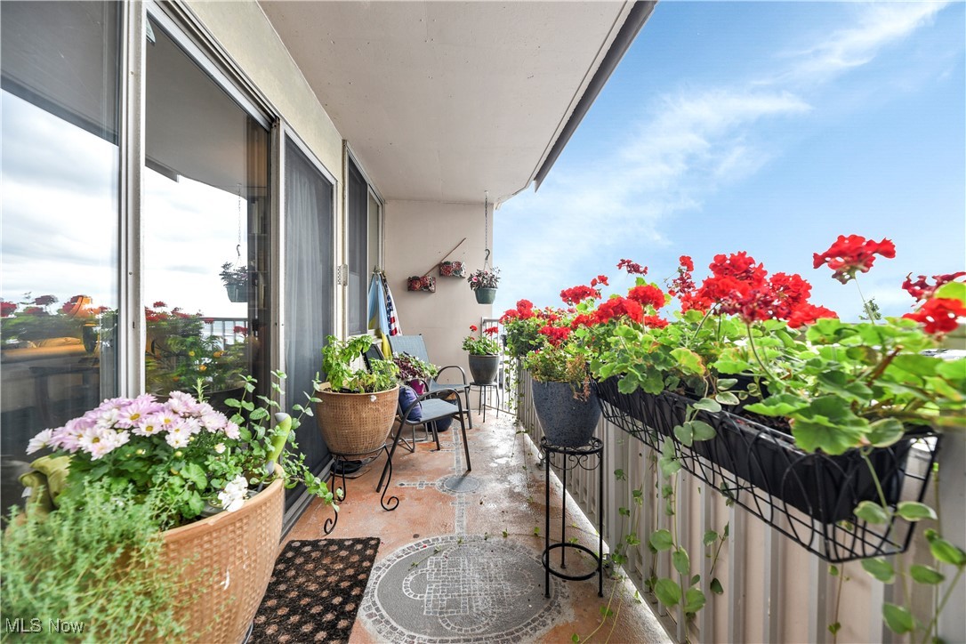 The Carlyle - Residential