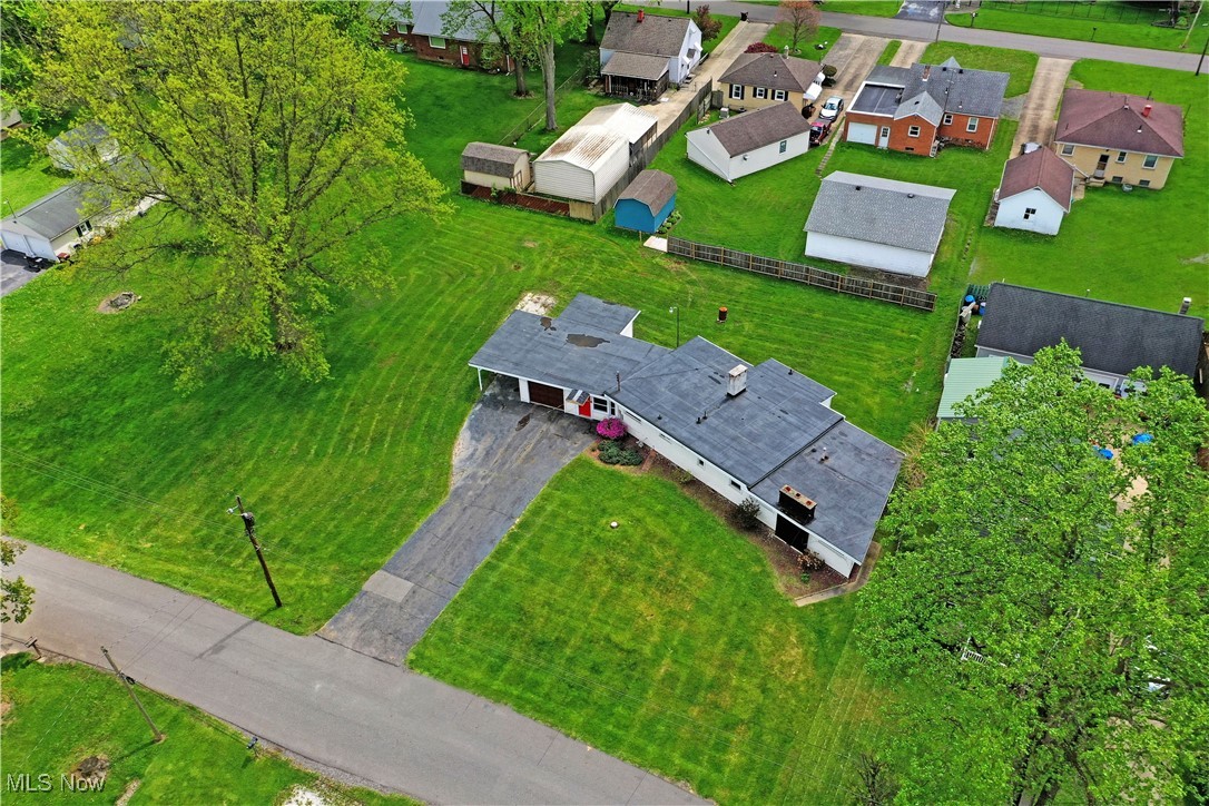 819 Coleridge Avenue, Warren, Ohio image 2