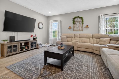 Tiny photo for 1116 Keenan Court, Grafton, OH 44044 (MLS # 5208991)