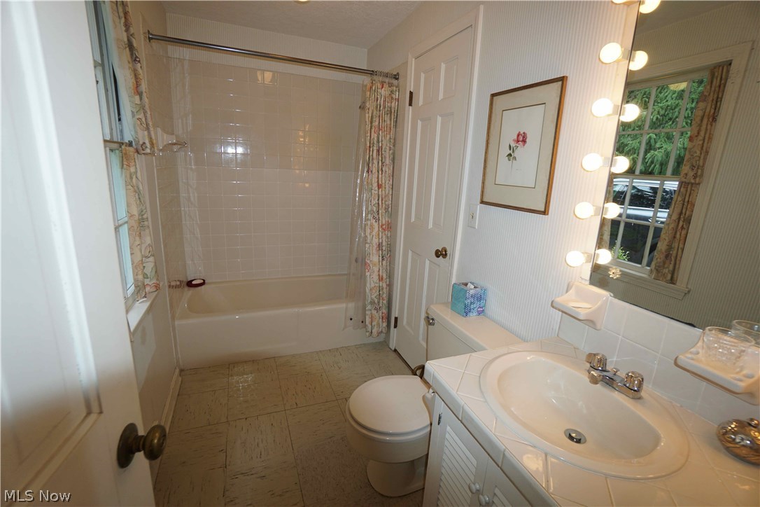 Mayfield 01 - Residential