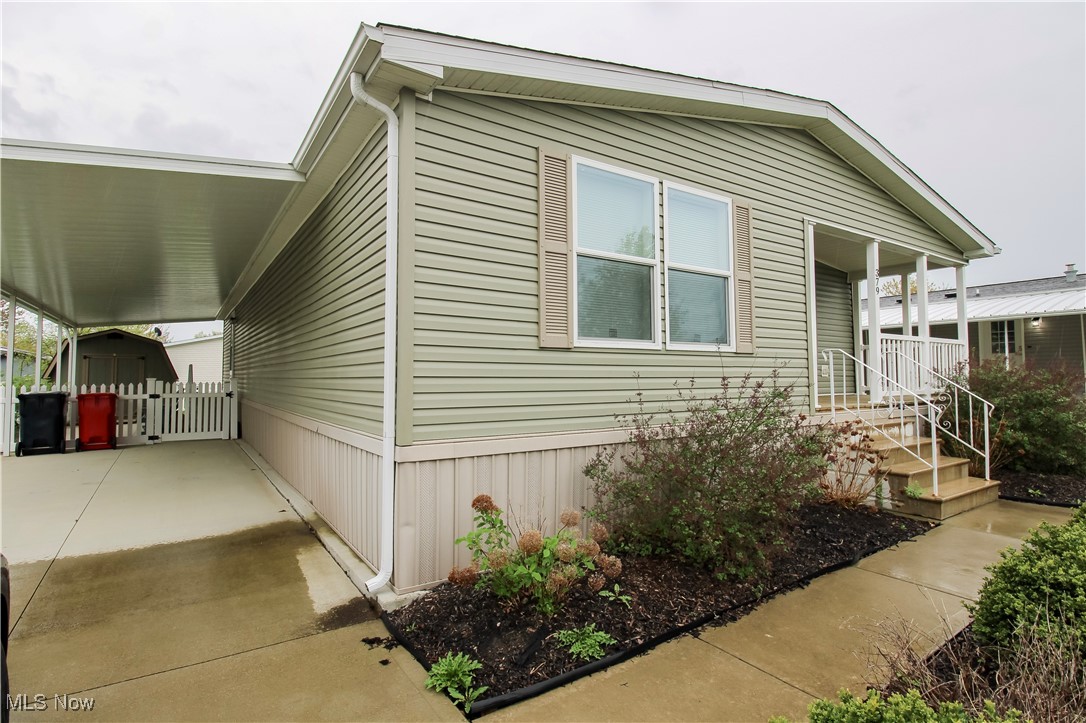 379 Pin Oak Circle, Elyria, Ohio image 27