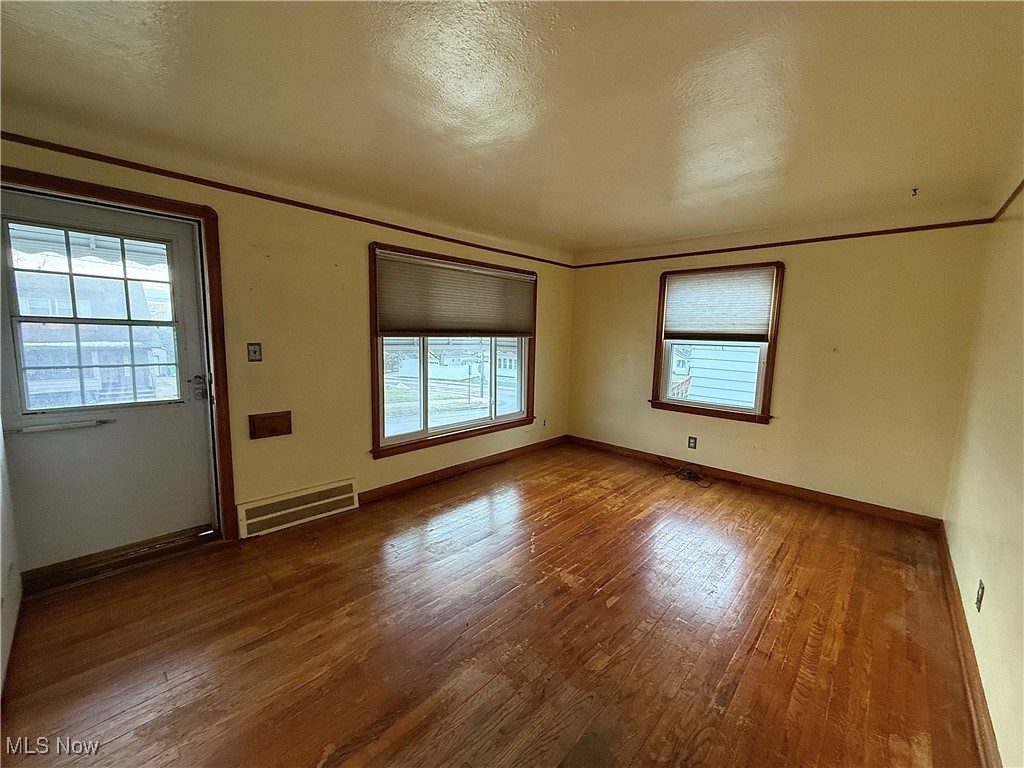 Garfield Pkwy Allotment - Residential