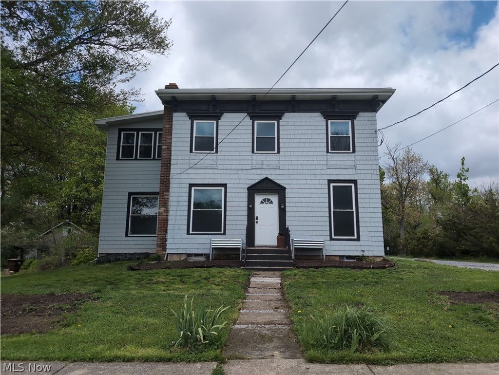 Photo of 8217 Park Avenue, Garrettsville, OH 44231 (MLS # 5206188)