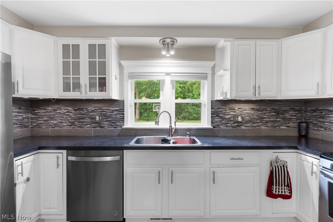 Waverly Knolls - Residential