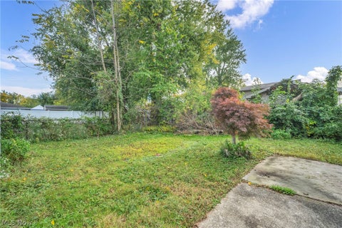 Tiny photo for 122 Courtland Boulevard, Eastlake, OH 44095 (MLS # 5254595)