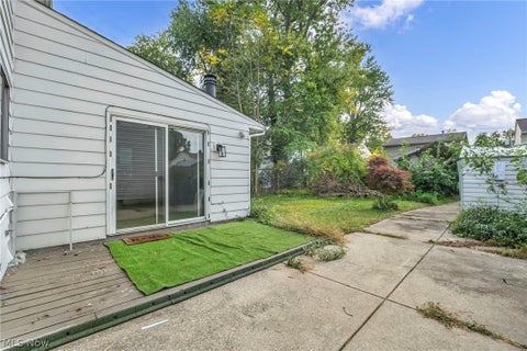 Tiny photo for 122 Courtland Boulevard, Eastlake, OH 44095 (MLS # 5254595)