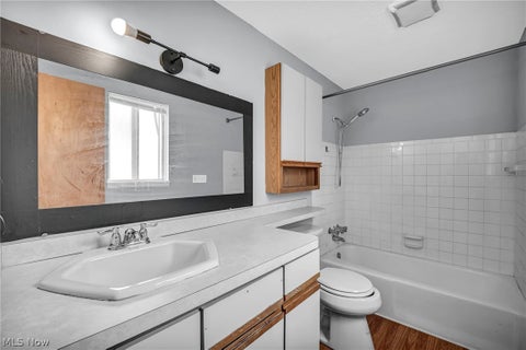 Tiny photo for 122 Courtland Boulevard, Eastlake, OH 44095 (MLS # 5254595)