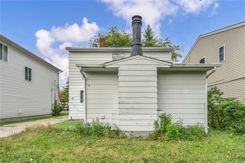Tiny photo for 122 Courtland Boulevard, Eastlake, OH 44095 (MLS # 5254595)