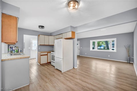Tiny photo for 122 Courtland Boulevard, Eastlake, OH 44095 (MLS # 5254595)