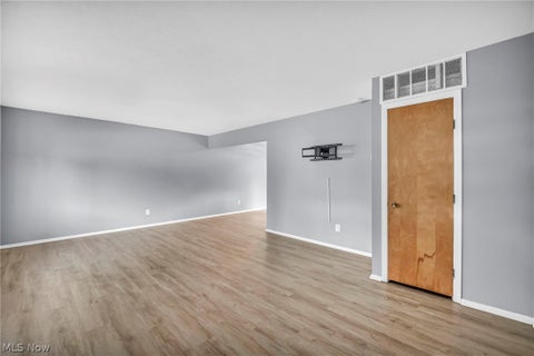 Tiny photo for 122 Courtland Boulevard, Eastlake, OH 44095 (MLS # 5254595)