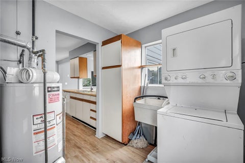 Tiny photo for 122 Courtland Boulevard, Eastlake, OH 44095 (MLS # 5254595)