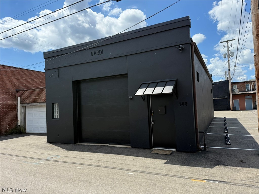 Photo 1 of 14 — 146 Ashwood Lane NW Unit REAR, New Philadelphia, OH 44663