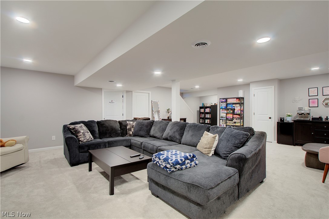 Pinecrest Mdw #1 - Residential