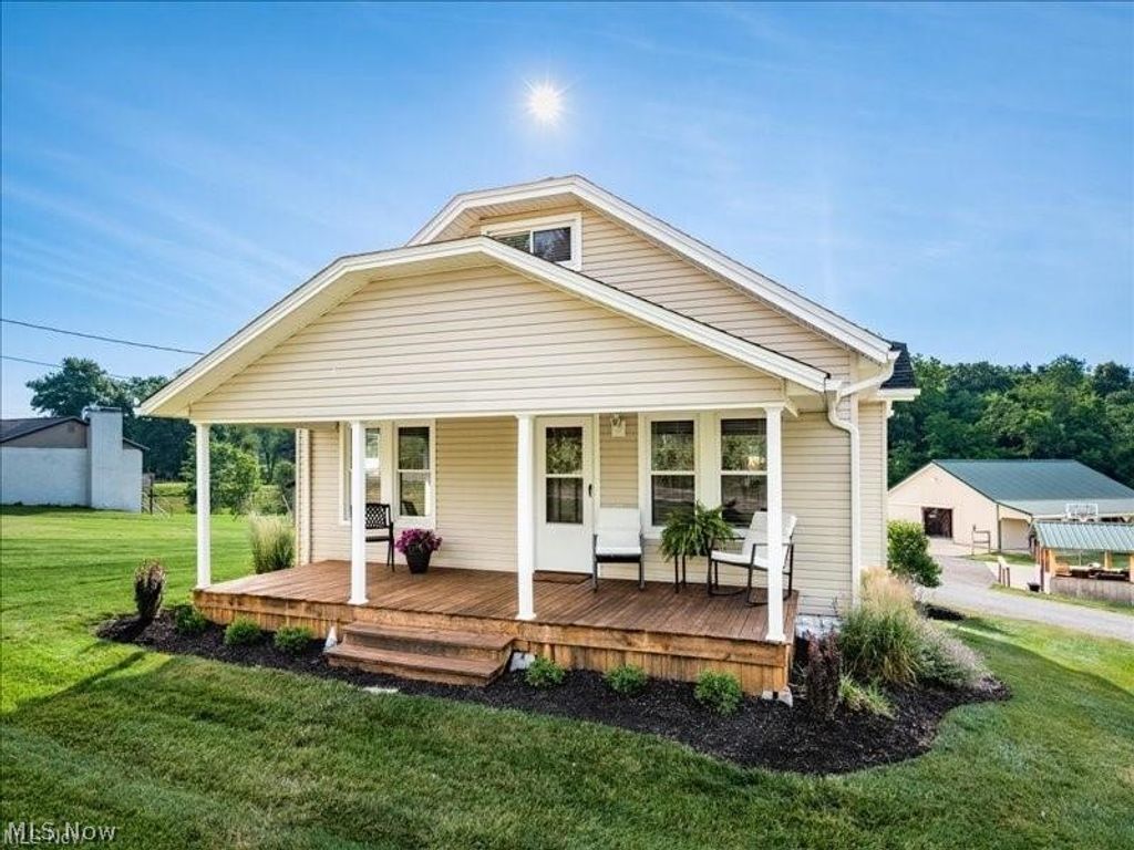 Photo of 3900 Dillon Falls Road, Zanesville, OH 43701 (MLS # 5212531)