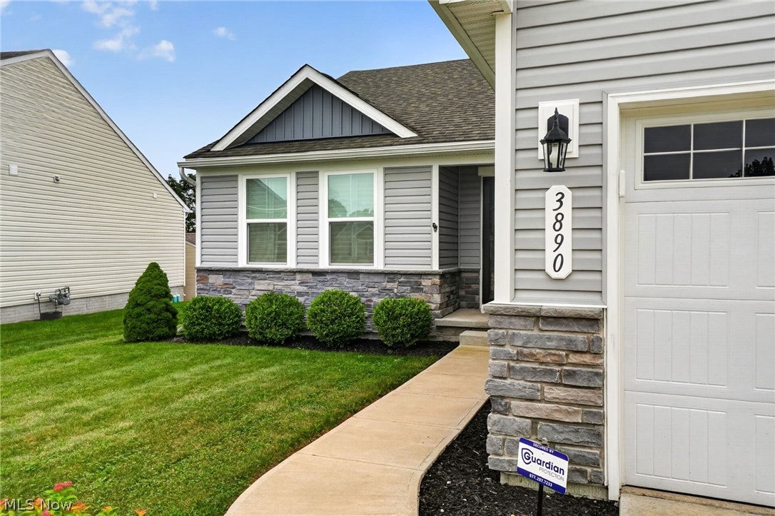 3890 Red Creek Court