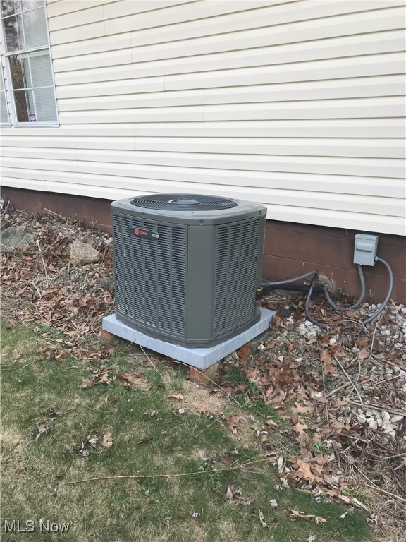 7680 Waynesburg Drive, Waynesburg, Ohio image 3