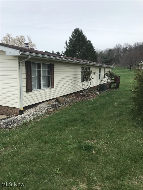 7680 Waynesburg Drive, Waynesburg, Ohio image 2