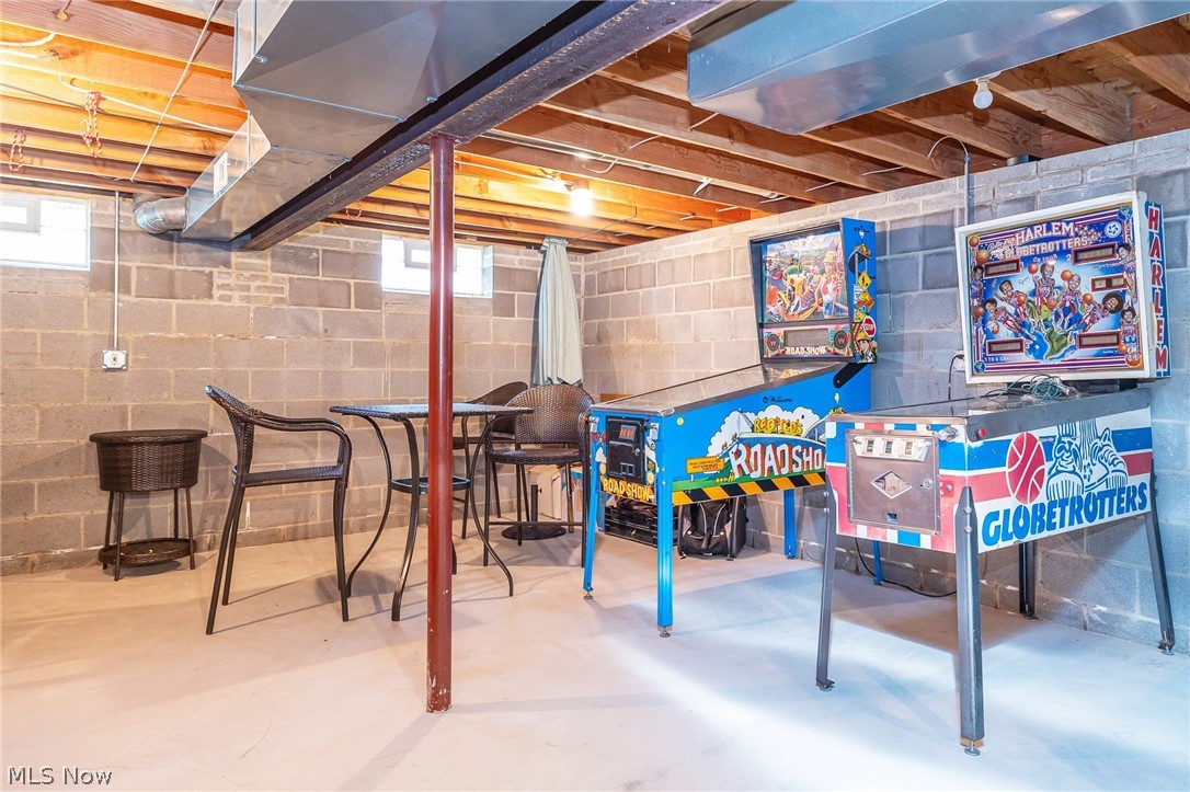 Chagrin Riverview - Residential