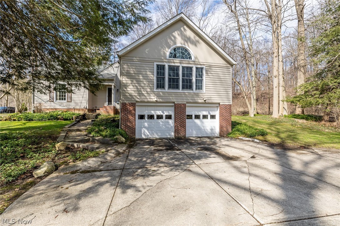 Chagrin Riverview - Residential