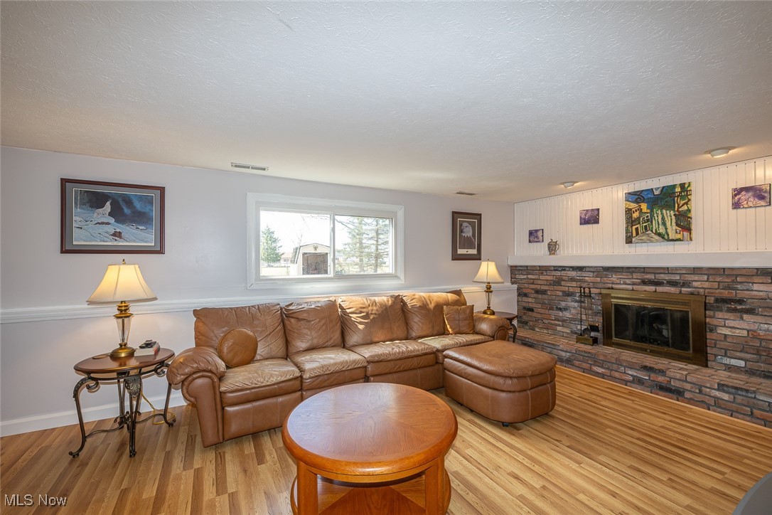8416 Lorraine Drive, Strongsville, Ohio image 24