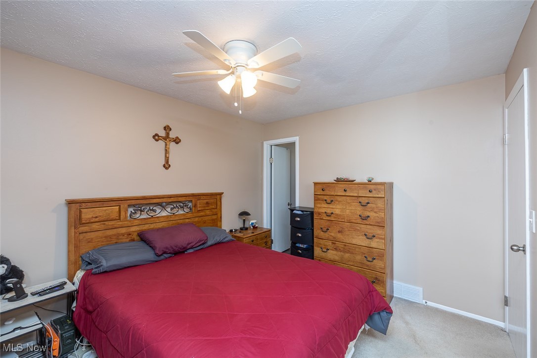 8416 Lorraine Drive, Strongsville, Ohio image 20