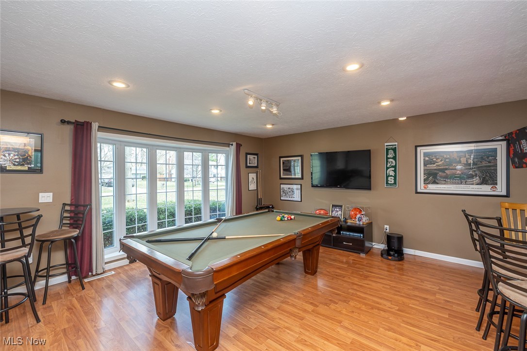 8416 Lorraine Drive, Strongsville, Ohio image 5