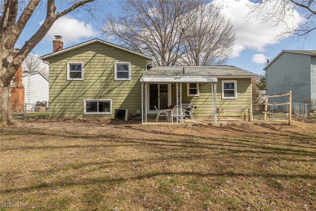 8416 Lorraine Drive, Strongsville, Ohio image 32