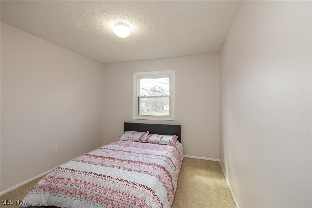 8416 Lorraine Drive, Strongsville, Ohio image 14