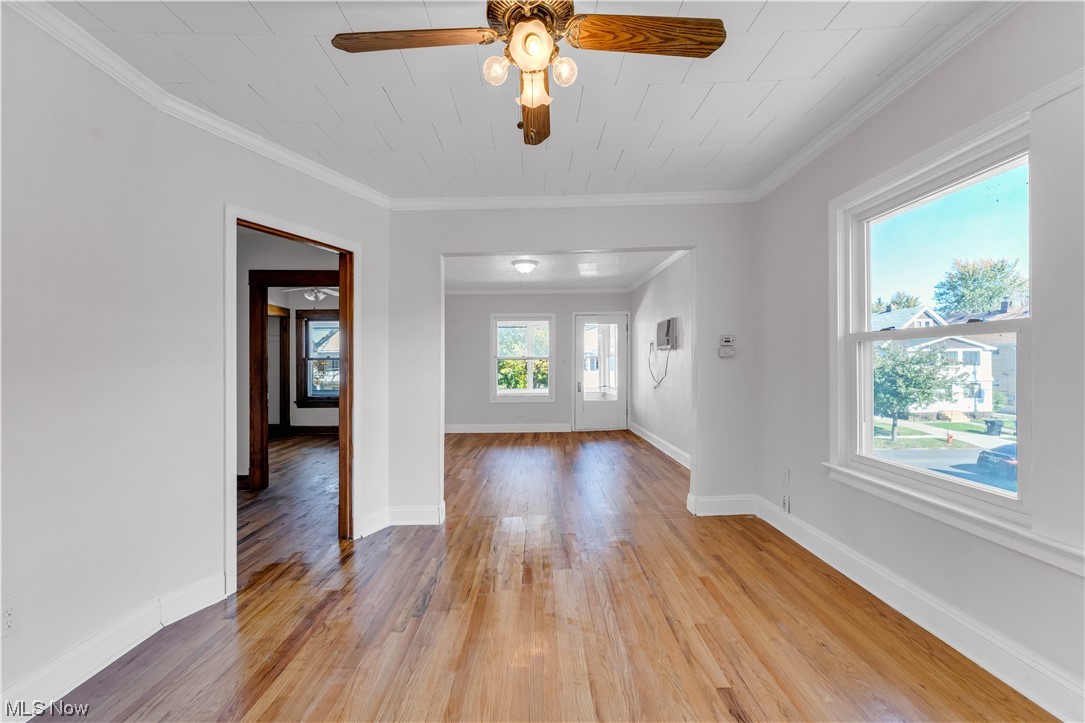 Walworth Realty Companys - Residential Lease