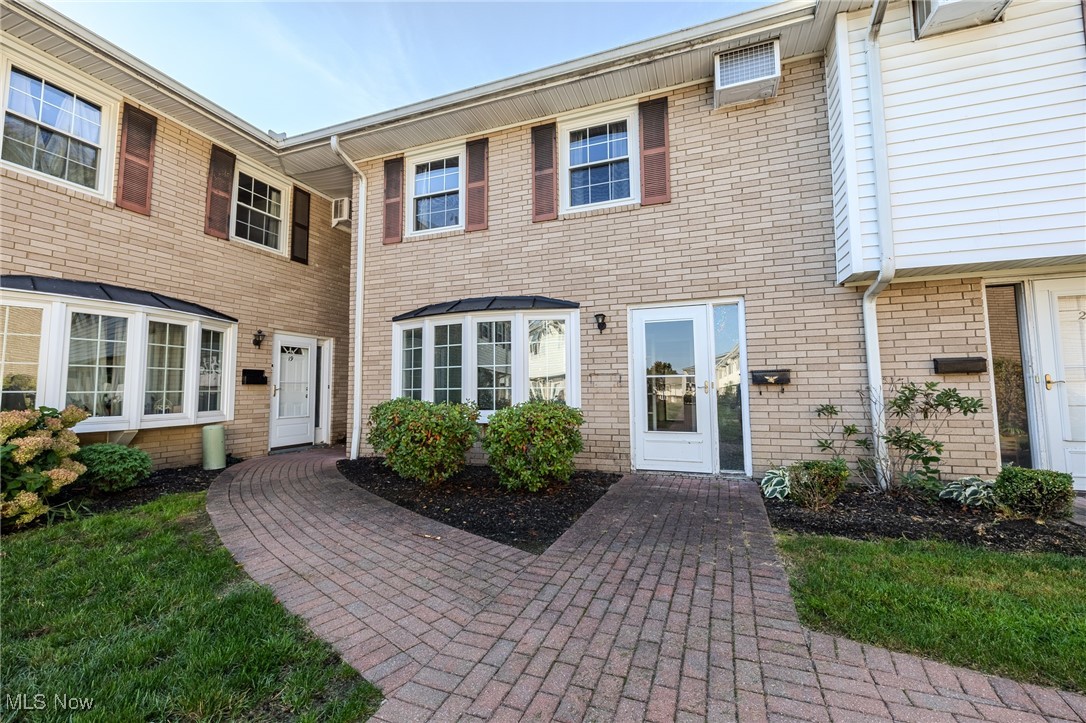 Welcome to this charming 3-bedroom, 1.5-bath condo that perfectly blends comfort and convenience! Offering a spacious layout, bright natural light, and thoughtfully designed living spaces, this home is ideal for both relaxing and entertaining. Whether you're enjoying the cozy living room, preparing meals in the kitchen, or unwinding in one of the bedrooms, you'll love the easy lifestyle this condo provides. With its great location and low-maintenance living, it's the perfect place to call home!
