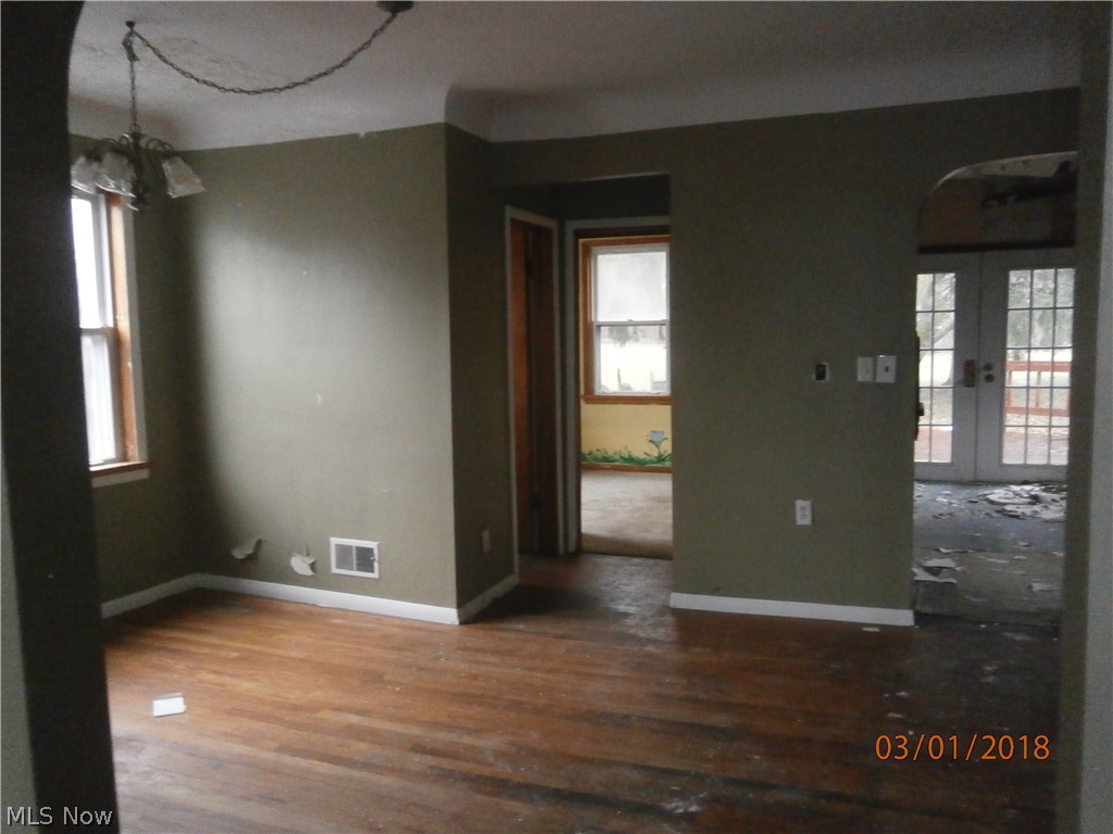 Connecticut Western Reserve - Residential