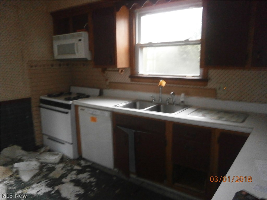 Connecticut Western Reserve - Residential