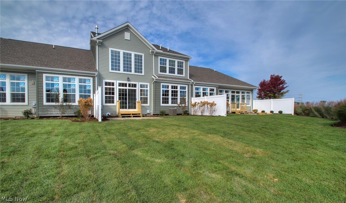 Pointe at Sterling Lakes - Residential