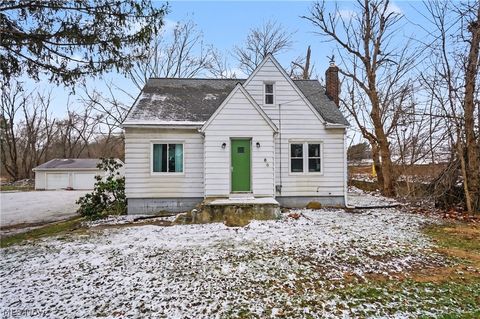 Homes For Sale - 86 Southeast Avenue<br/> Tallmadge, OH 44278