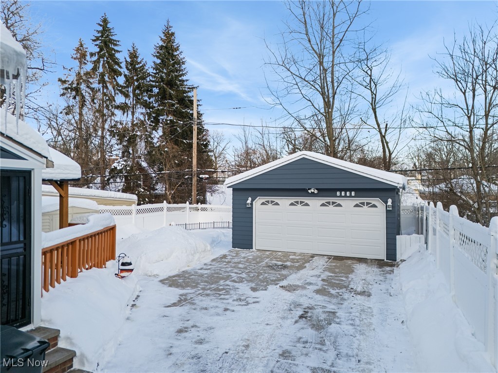 Henry Caines Lee Road Sub - Residential