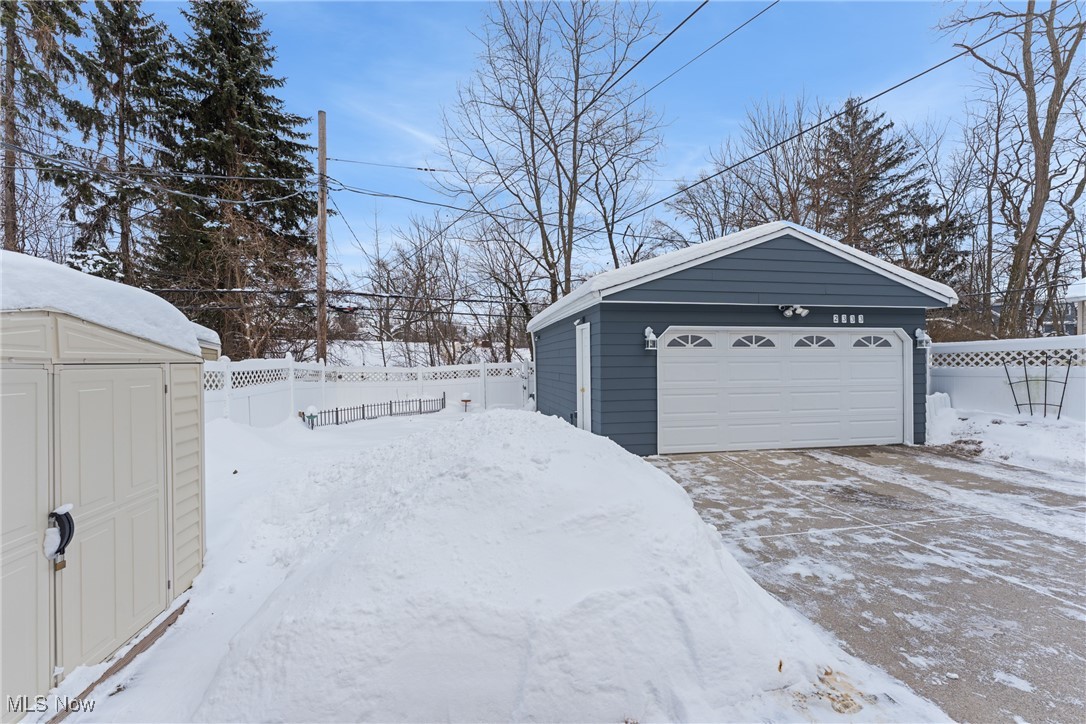 Henry Caines Lee Road Sub - Residential