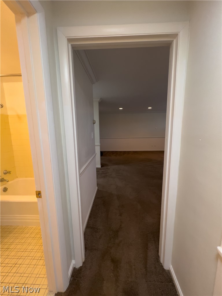 Shaker Villas/Ohio 02 Condo - Residential