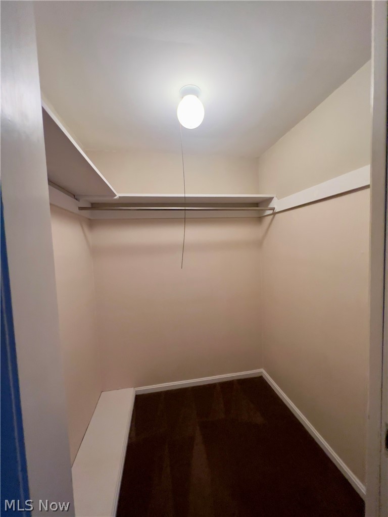 Shaker Villas/Ohio 02 Condo - Residential